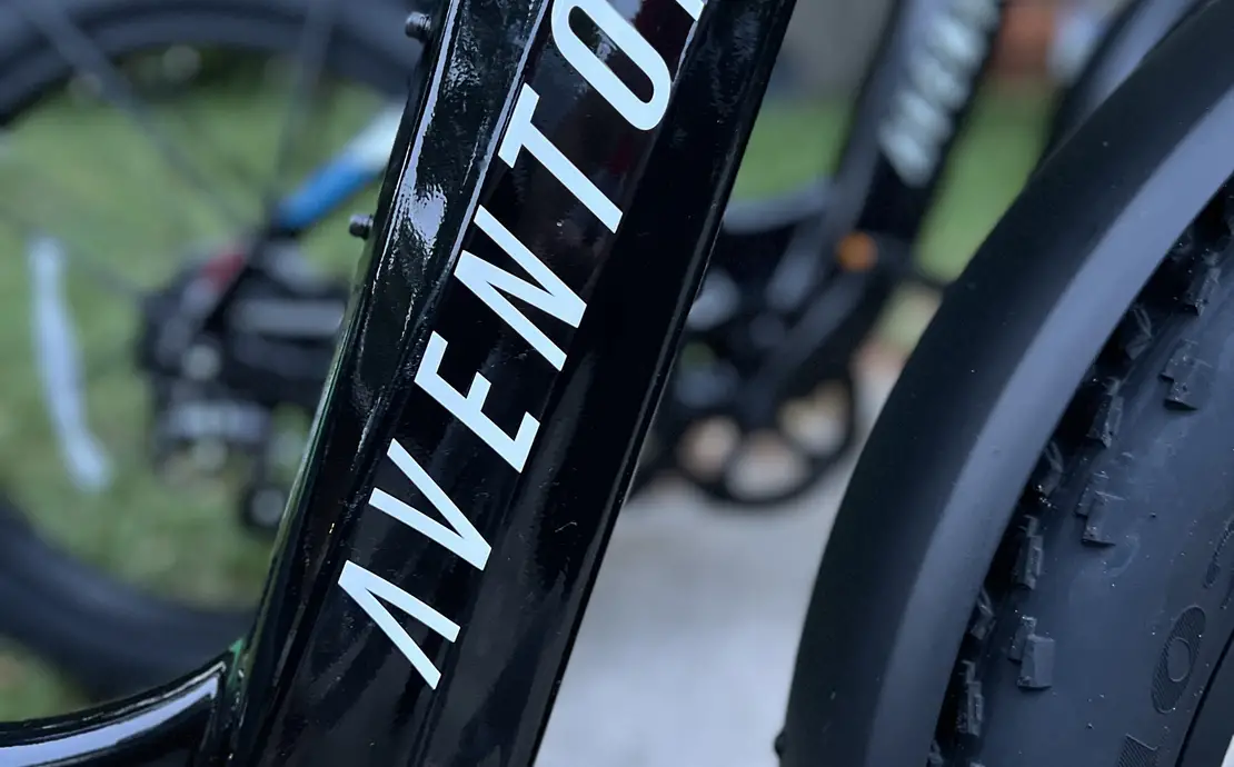 (3) Aventon E Bikes